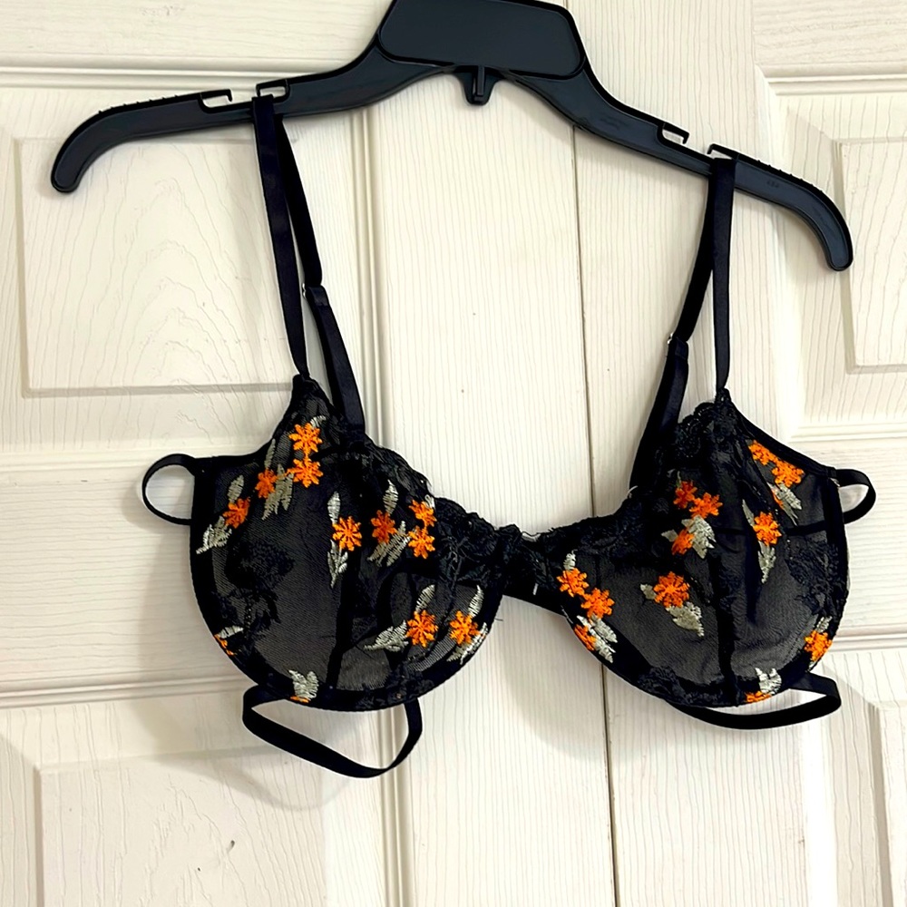 Cute embroidered bra
